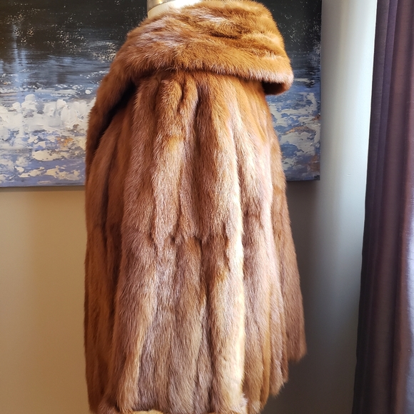 Mink jacket - Picture 3 of 10